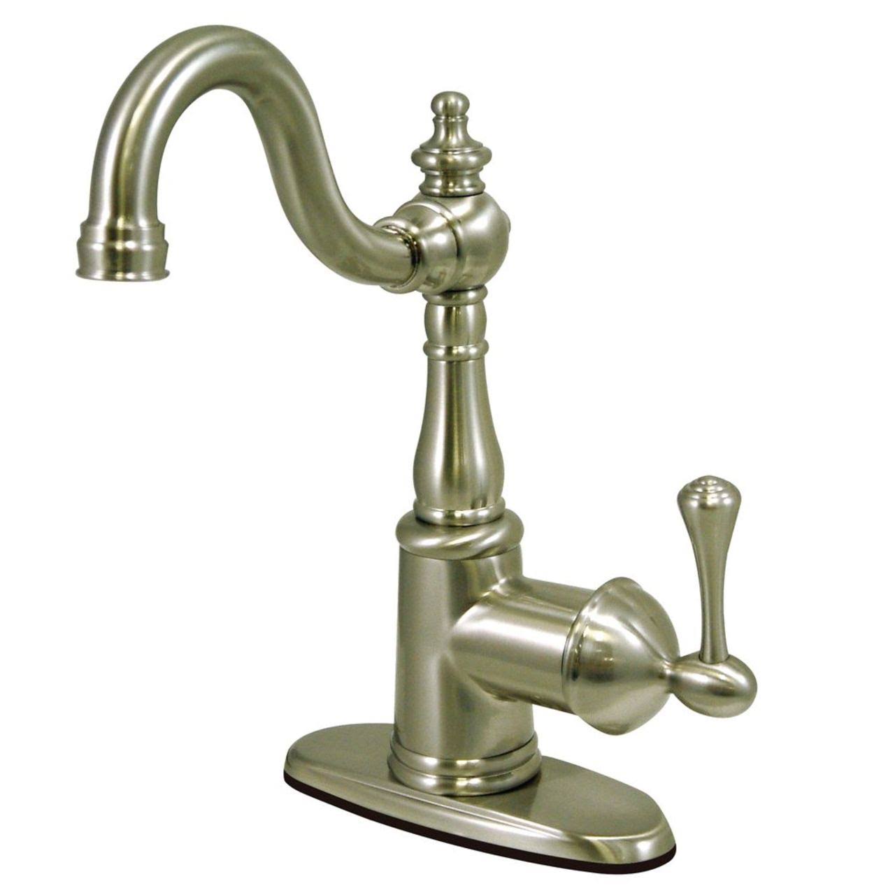 4x22 Centerset Lavatory Faucet H8470