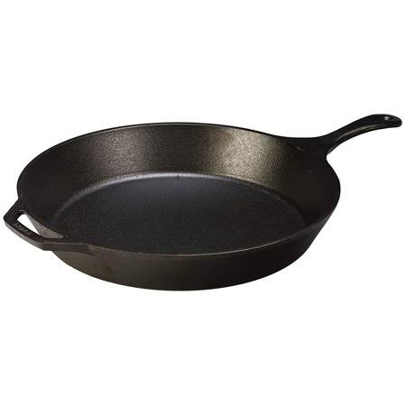 15 in. Cast Iron Skillet Q2369