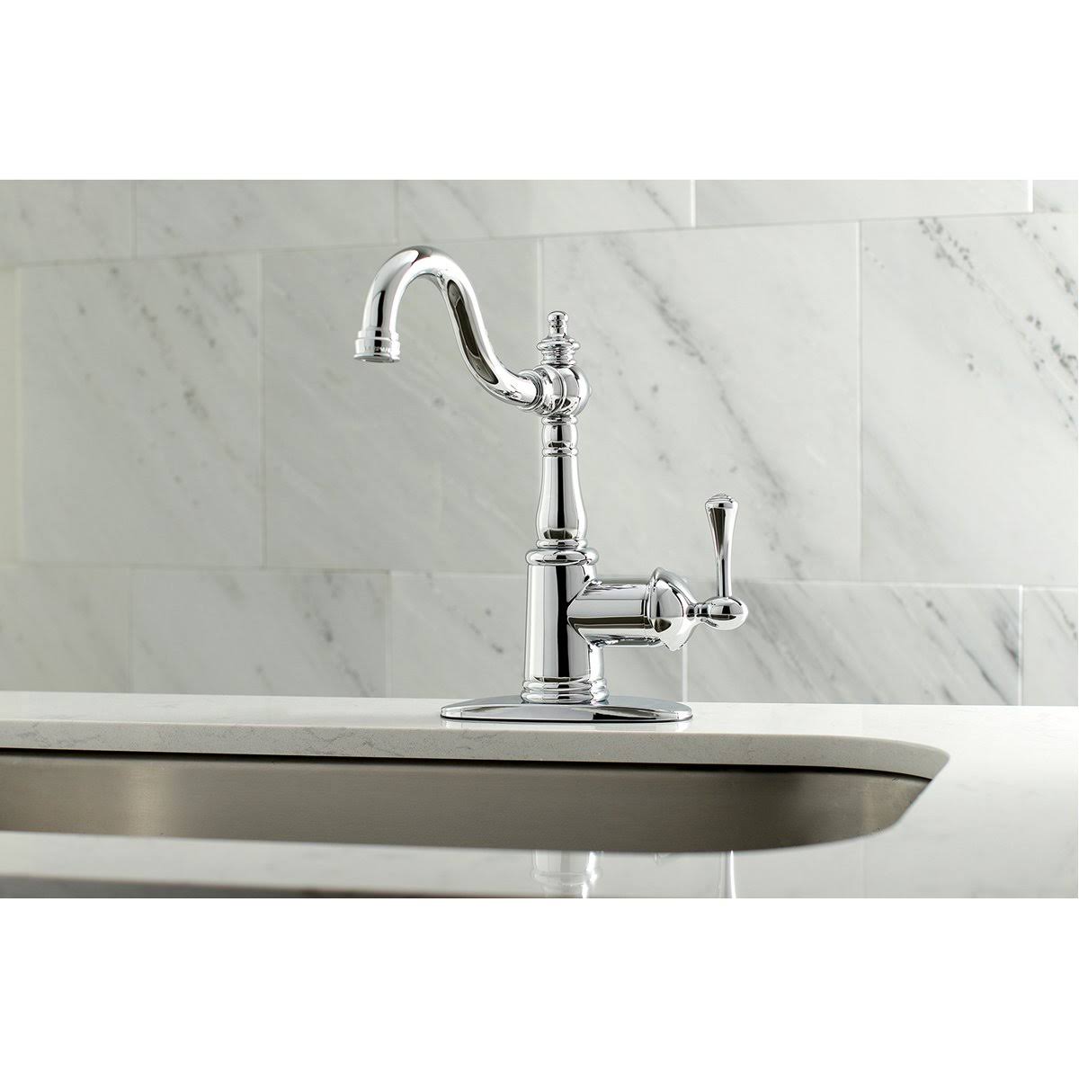4x22 Centerset Lavatory Faucet H8470