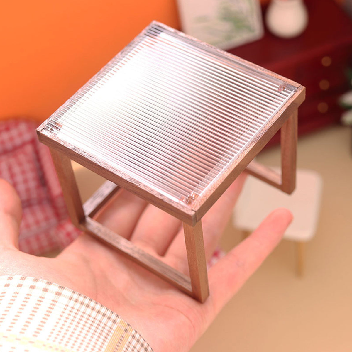 Mini Table Acrylic Black Walnut Wood for Doll House L8380