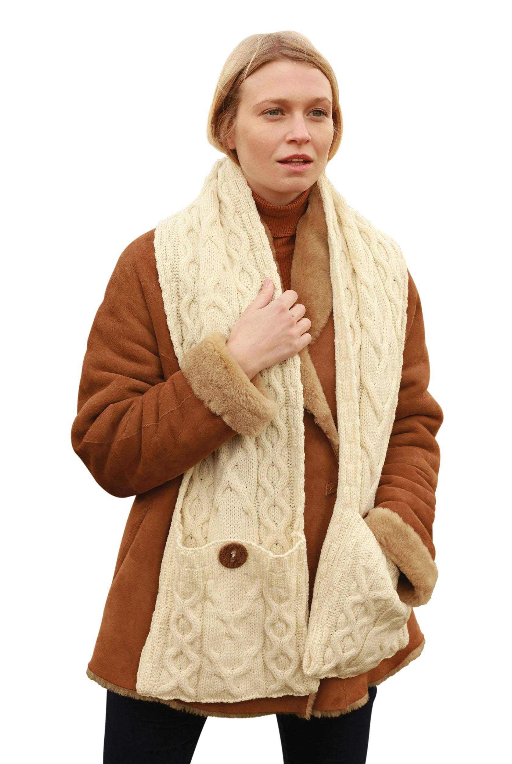 Natural Wool Pocket Scarf Y81578