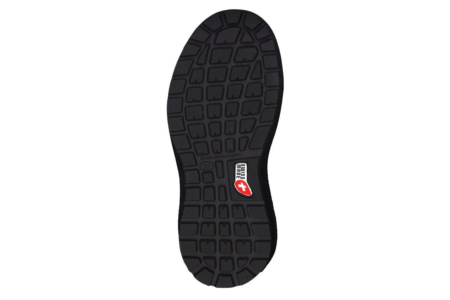 17 Peanut 8.5 Swiss Made R937