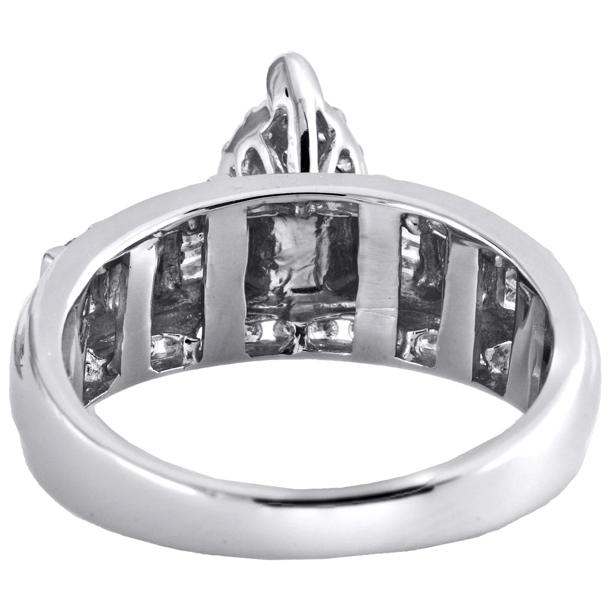 10K White Gold Diamond Cluster Engagement Ring 0.50 Ct. K589319