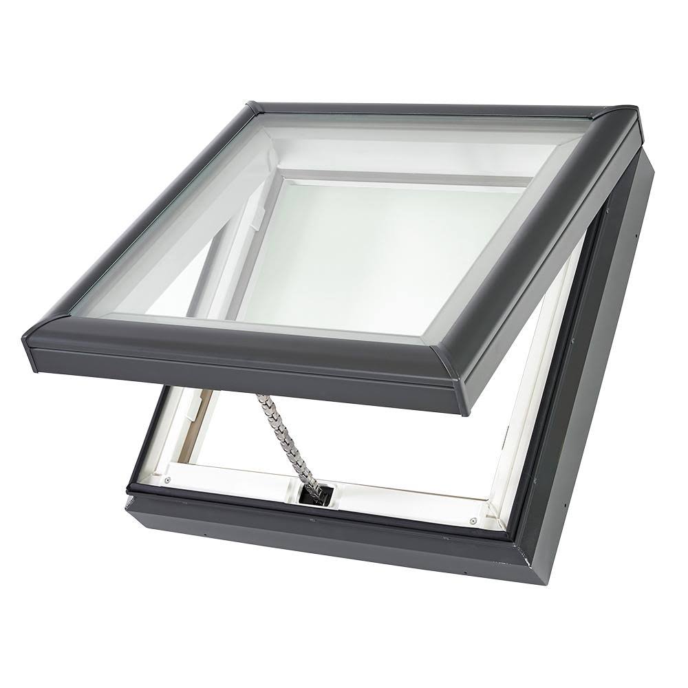 Manual Venting Curb Mount Skylight W570361